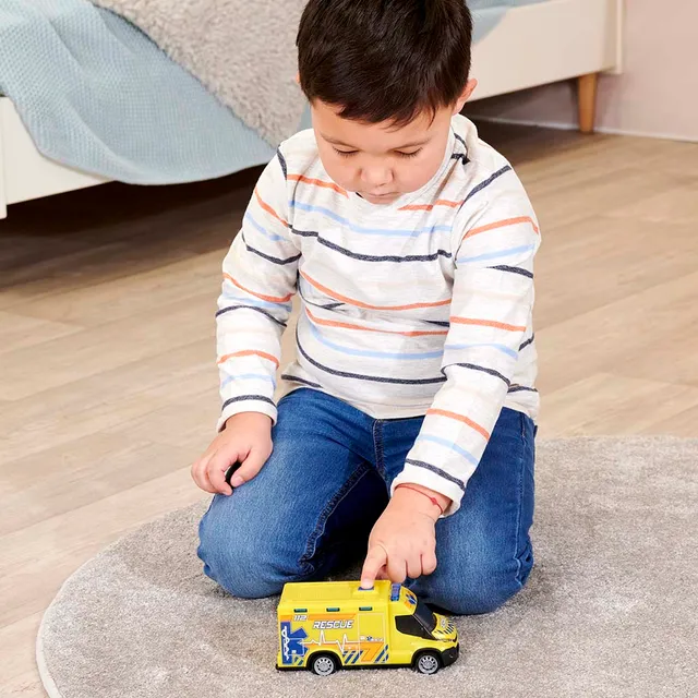 Dickie SOS Iveco Daily Ambulance 18cm 203713014)  Age- 6 Years & Above