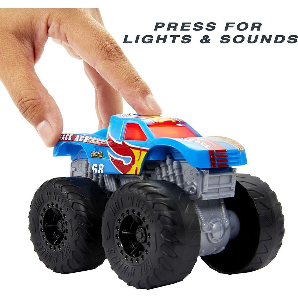 Hot Wheels Mt Roaring Wreckers Hdx60/Hdx63 Age- 4 Years & Above