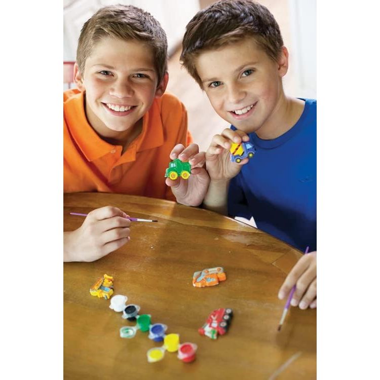 4M Mould & Paint Racers Age- 8 Years & Above