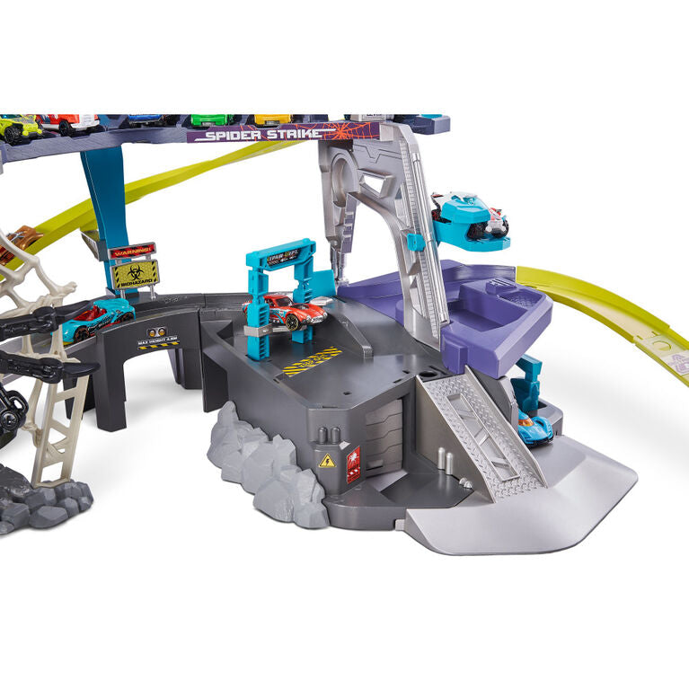 Zuru Metal Machines Spider Strike Garage Playset Multicolor Age- 4 Years & Above